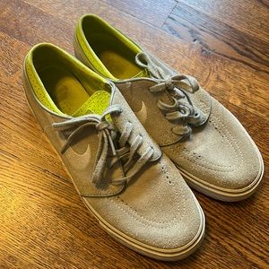 Nike Grey/Lime Suede Lace-up Loafer Men’s 7.5